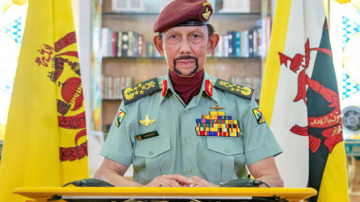 Brunei Sultan urges nation to pursue spiritual and material progress as Islamic year 1448 begins