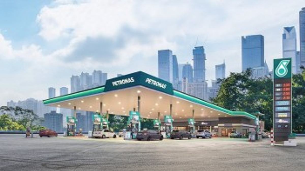 Petronas Fuel Supply Assured Until September Amid Global Energy Uncertainty