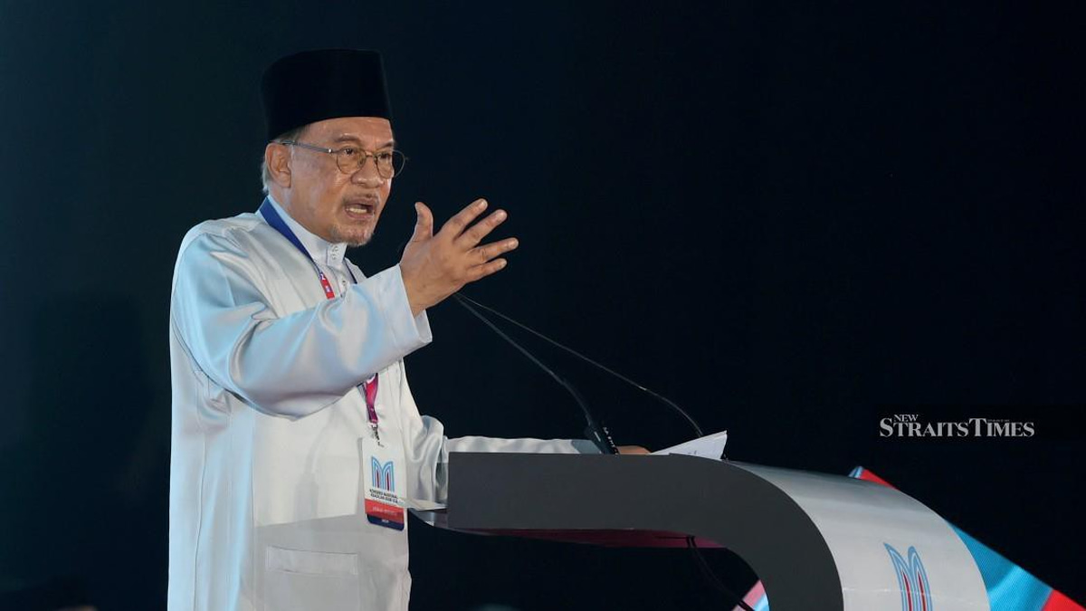 Cabinet to consider abolition of AUKU this week, confirms Anwar