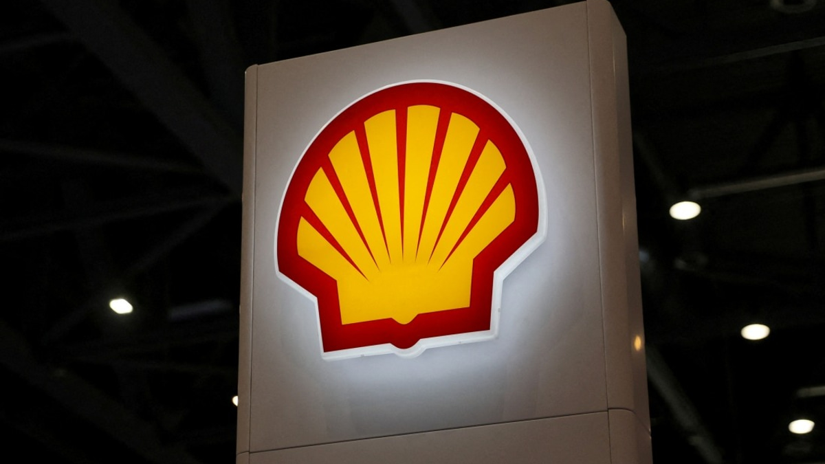 Shell's Profits Surge 70% as Oil Volatility and Iran Crisis Boost Trading Gains