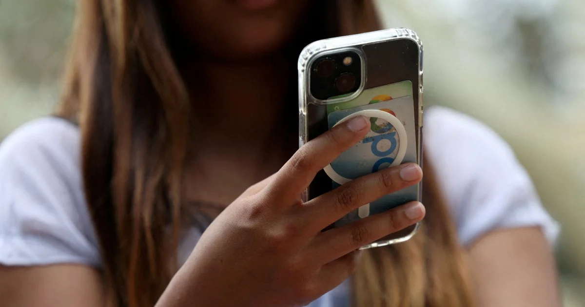 Australia empowers regulator to enforce youth social media restrictions against tech giants