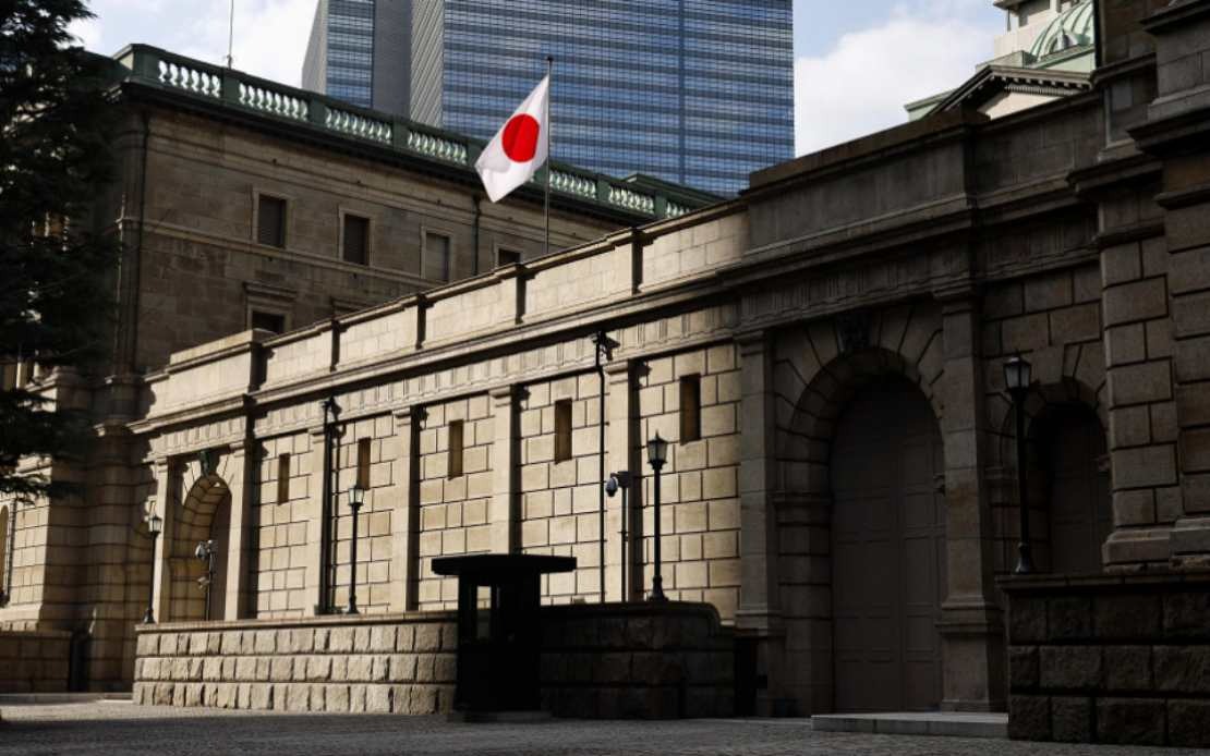 Japanese Yen Plunges to 39-Year Low as Dollar Strength Persists Despite Official Warnings