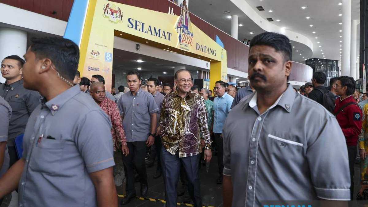 Anwar Ibrahim Officiates HAWANA 2026 Celebration in Penang, Honouring Media Contributions