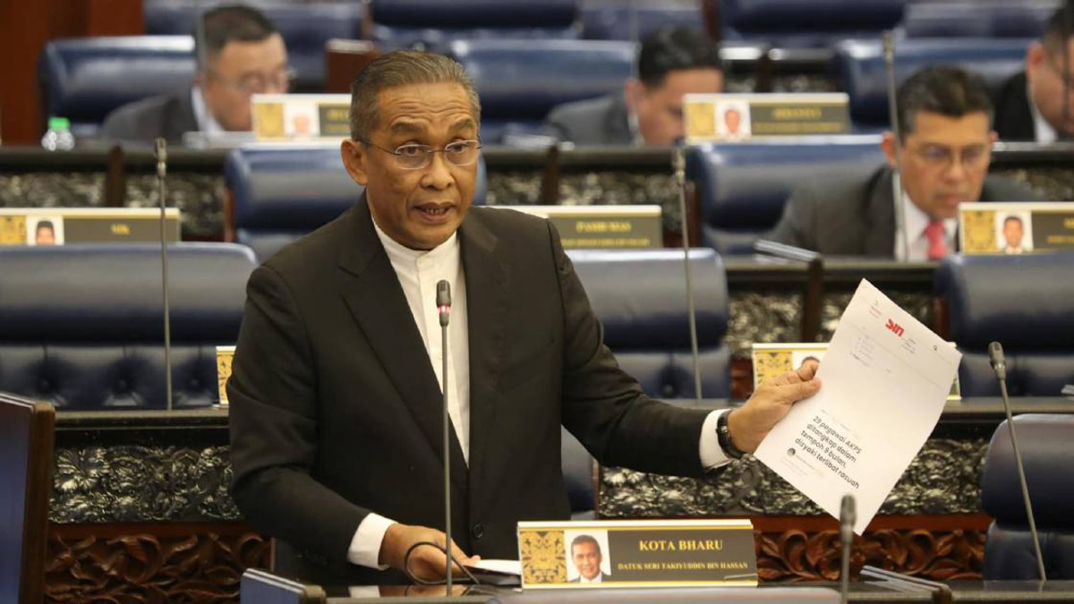 Tabung Haji RCI debate should wait for PM's return, says opposition chief whip