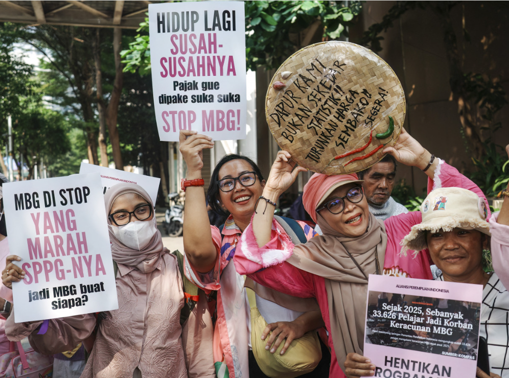 Indonesian mothers willing to abandon free meal scheme if quality standards are not met