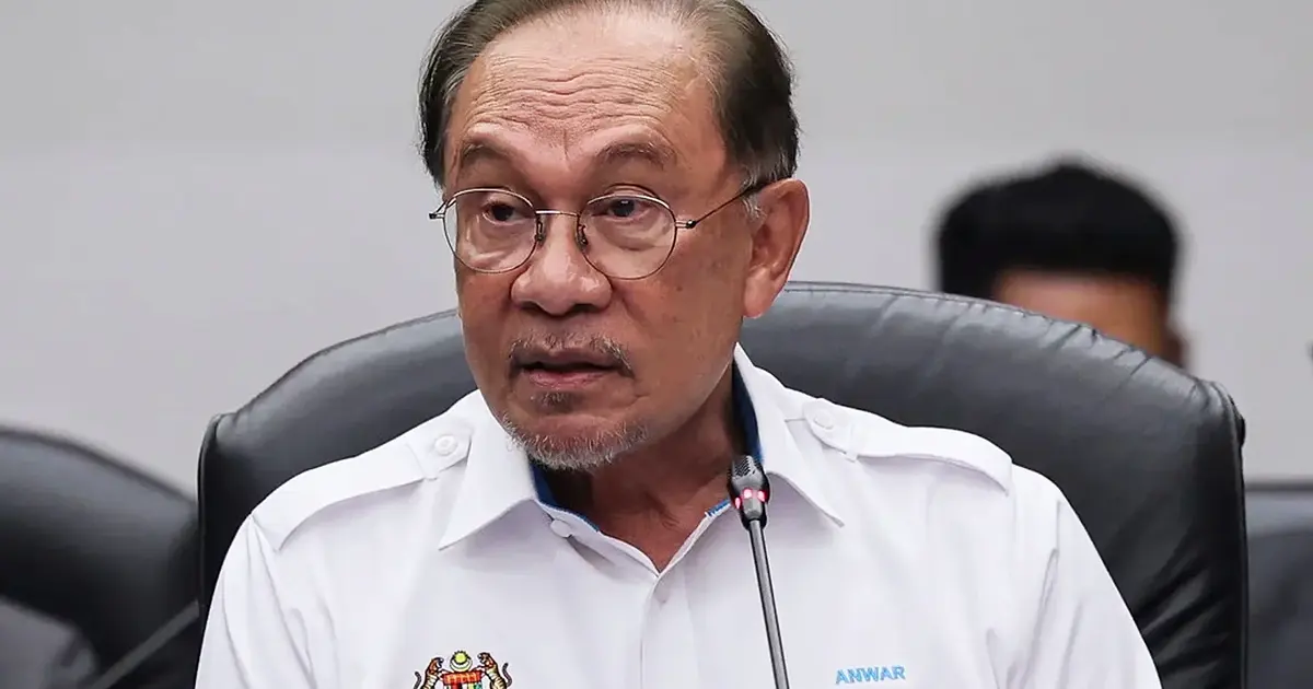 Anwar Deflects Tabung Haji Scrutiny, Tells Opposition to Focus on RCI Findings