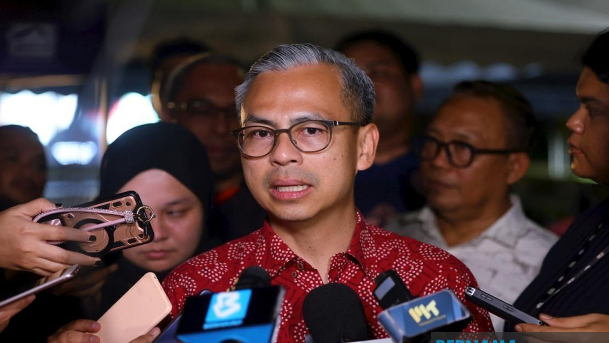 Sanusi's Remarks on Race Expose PAS' Divisive Politics, Says Fahmi