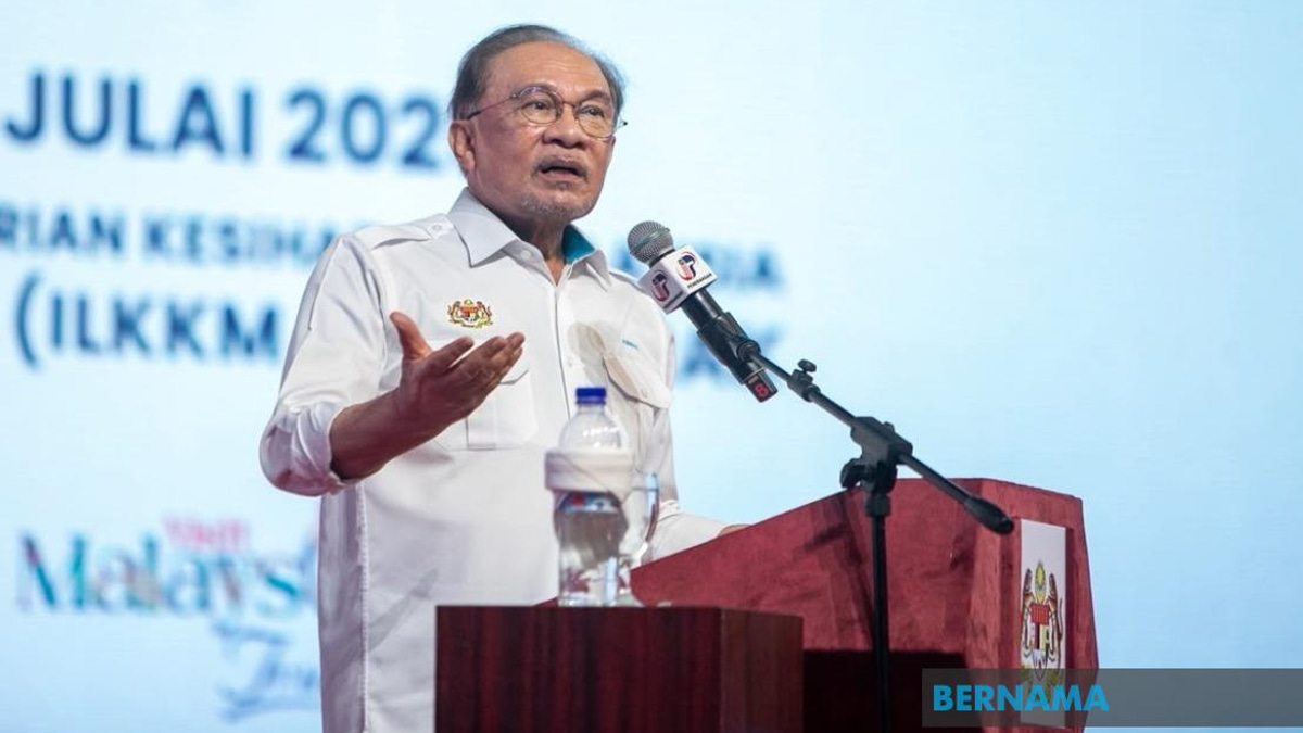 PM Anwar calls on youth to cherish independence heritage and national unity