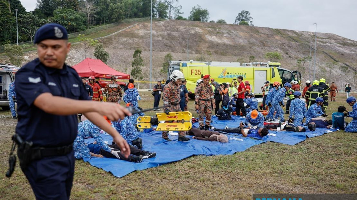 Malaysia Conducts Landmark Off-Airport Aircraft Disaster Drill