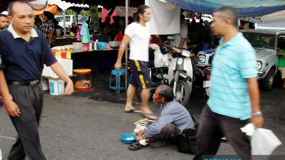 Foreign Begging Rings Operating in KL, Says Home Ministry — Organised Crime Suspected