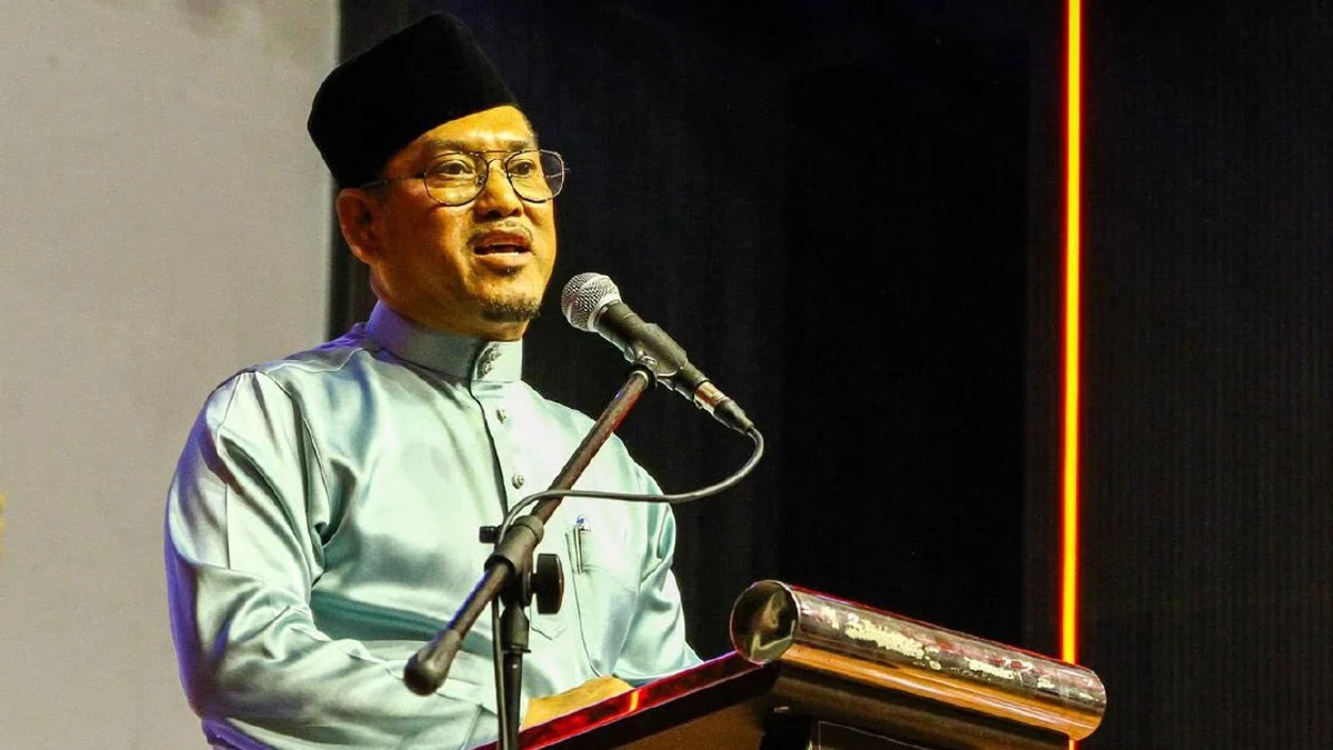 Bersatu's Ahmad Faizal Questions PN Ally's Commitment After Breaking Partner Ties