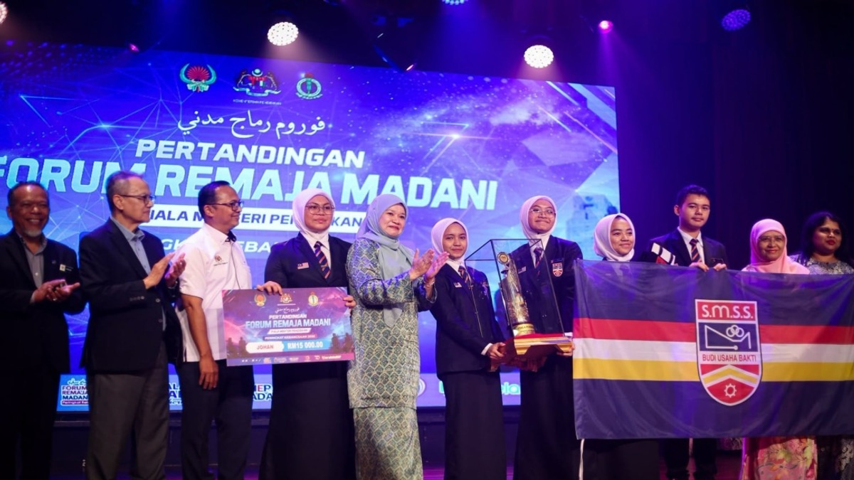 Character Education Must Empower Young Malaysians to Think Critically and Debate Respectfully, Says Fadhlina