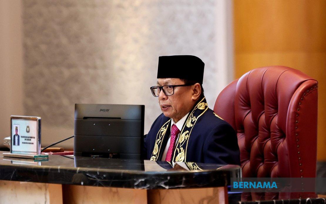 Johor Speaker Mohd Puad Steps Back From Rengit Seat, Makes Room for Younger Candidates