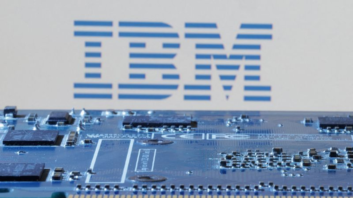 IBM Cuts Growth Forecast as Customers Redirect Spending Toward AI Infrastructure