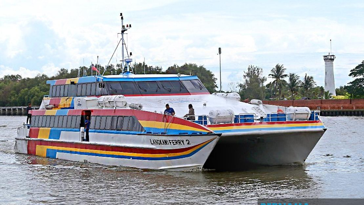 Langkawi Ferry Operators Urge Swift Action on Shipping Lane Dredging