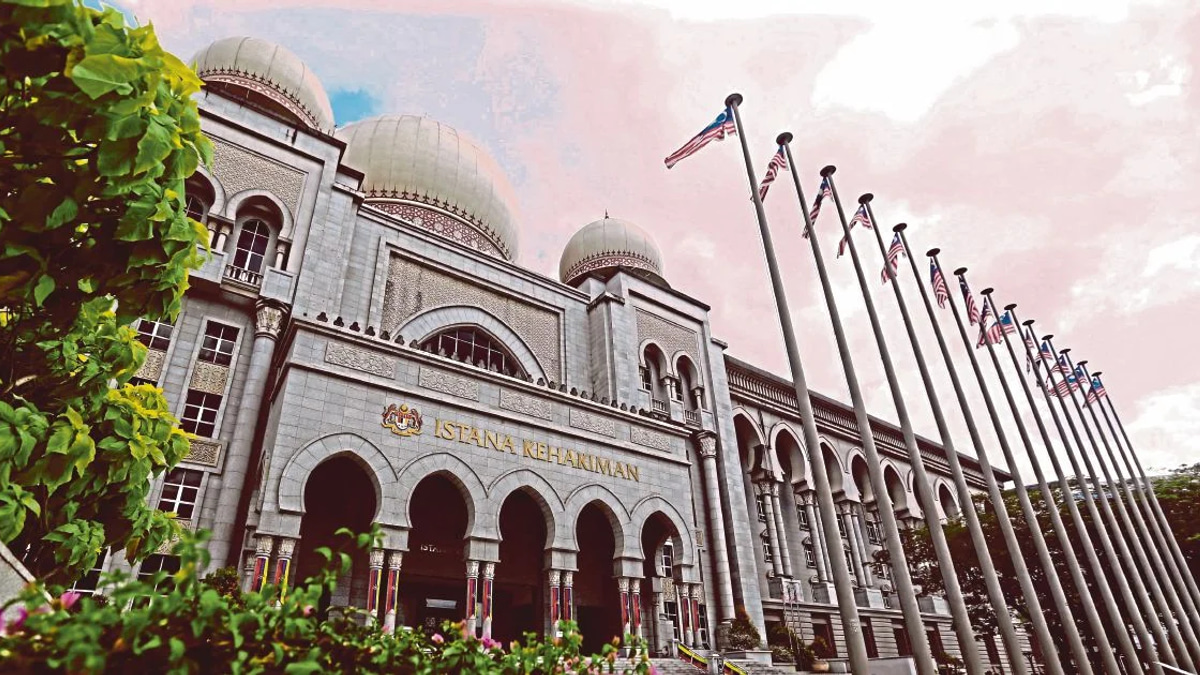 Isa Samad's corruption review and ex-army chief's graft case dominate Malaysian courts this week