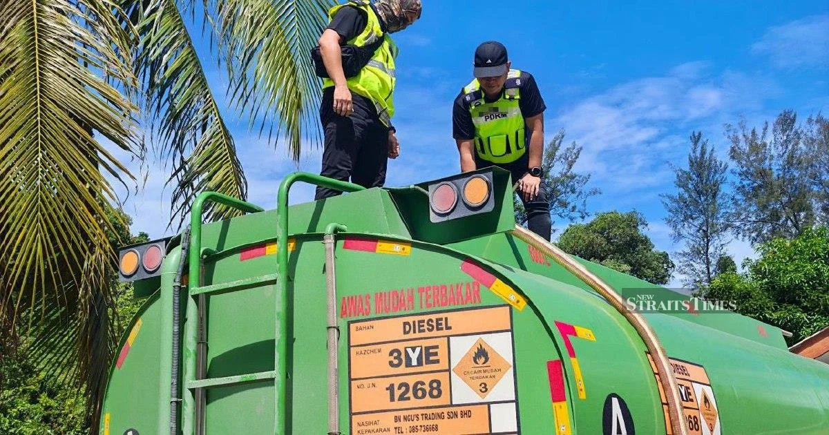 Clandestine Diesel Operation Dismantled in Miri; Police Seize 15,000 Litres and Four Arrests