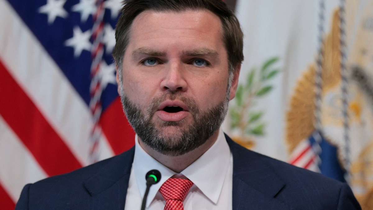 US Demands Iran Restore Gulf Oil Flow and Guarantee Vessel Safety