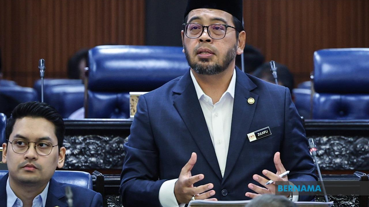 Zulkifli Exposes Tabung Haji's Accounting Deception Using Mak Cik Senah Analogy