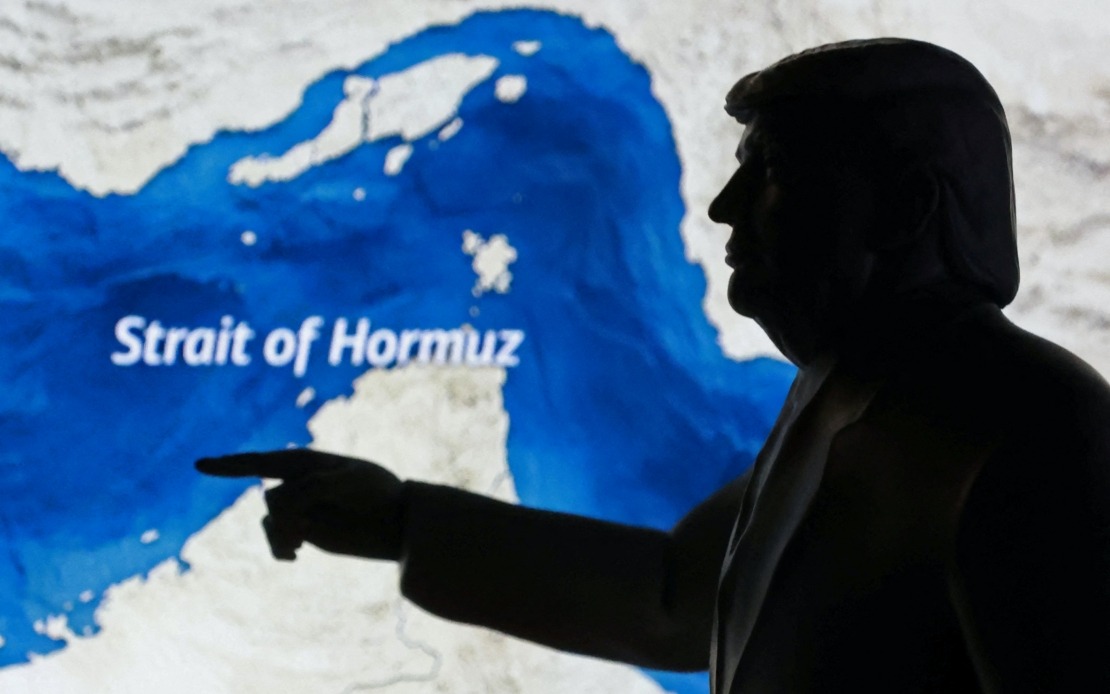 Trump Threatens to Bomb Iranian Infrastructure for Every Hormuz Strait Ship Attack
