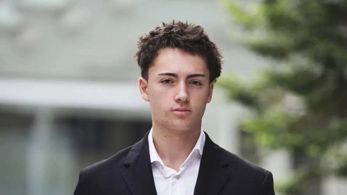 Singapore Teen Fined $600 for Licking Straw in Viral Vending Machine Prank