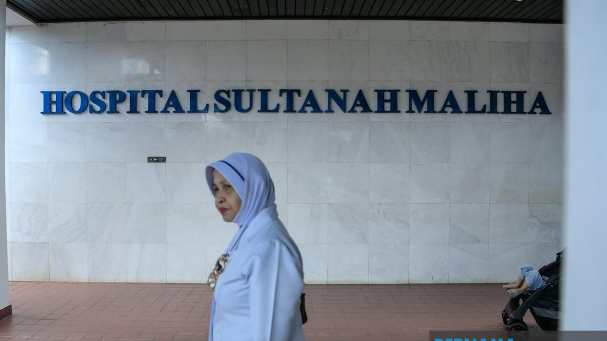 Malaysia's Health Ministry Upgrades Pulau Tuba Emergency Services With Sea Ambulance and Birthing Unit