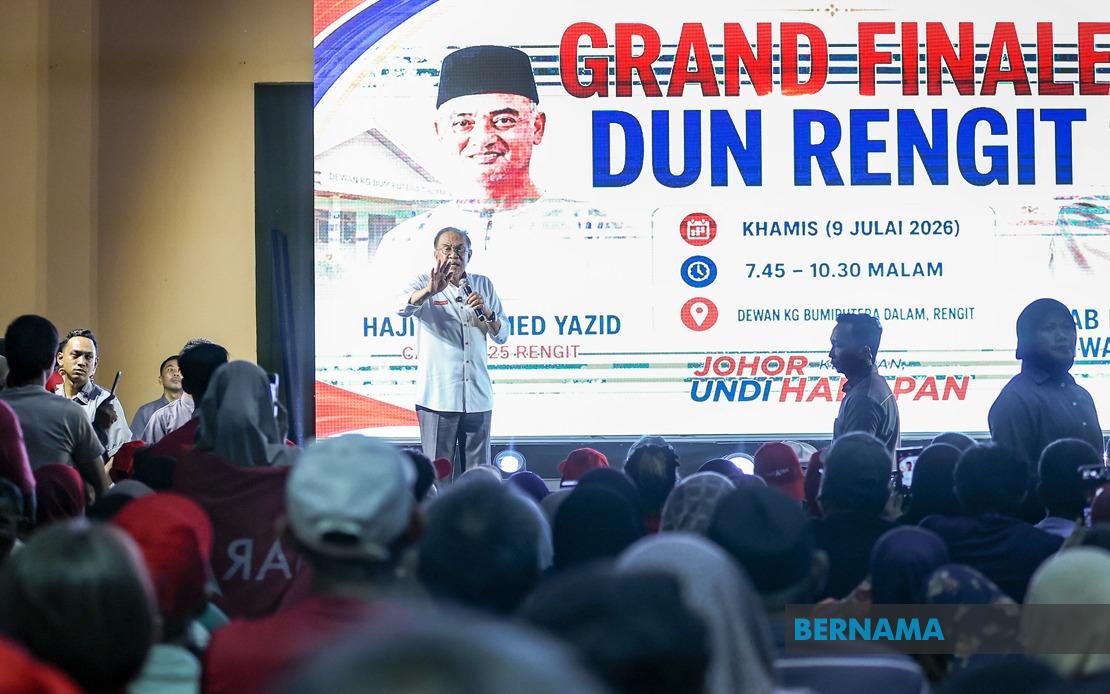 Anwar Pledges Swift Action on Rengit's Healthcare and Water Crisis