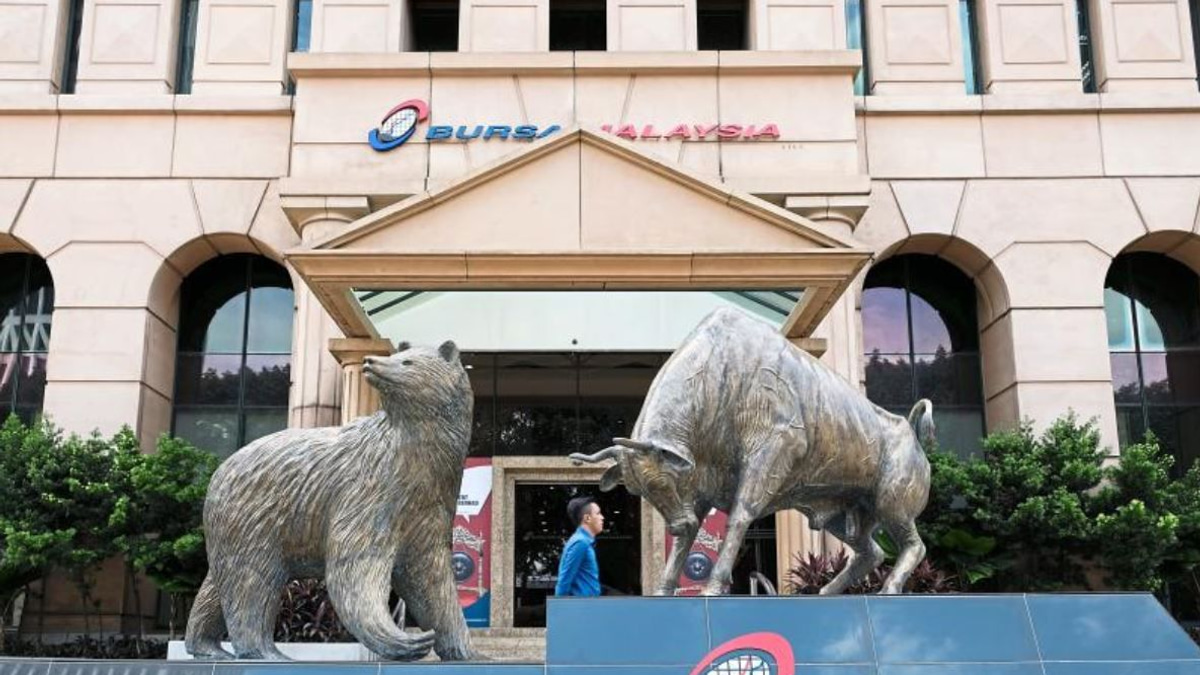 Bursa Malaysia penalises Meridian and executive director for delayed financial reporting