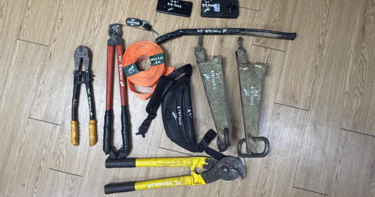 Cable theft suspect nabbed after 50km pursuit ends in Jasin crash