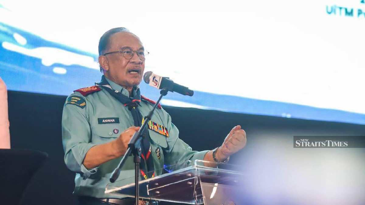 Anwar Ibrahim Calls for Removal of Colonial Laws to Realise True Independence