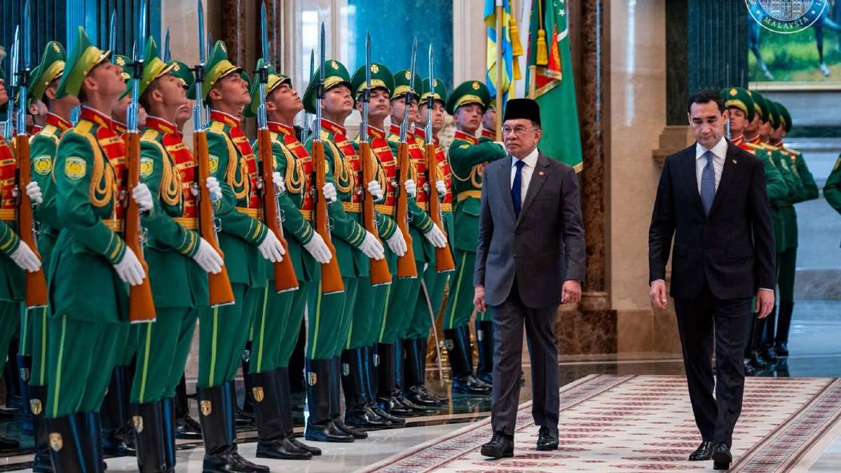Anwar Receives Official Welcome in Turkmenistan as Malaysia Deepens Central Asian Ties