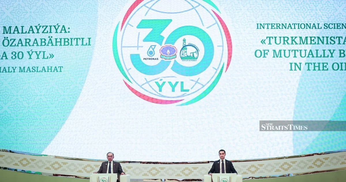 Anwar Secures Strategic Energy Partnerships in Russia and Turkmenistan