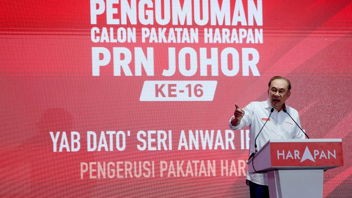 Anwar Challenges Johor Officials to Scrutinise BN and PN Over State Revenue Allocations