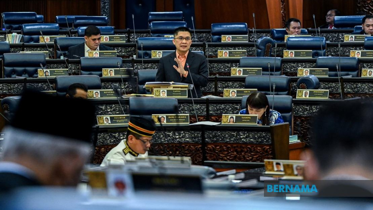 Malaysia's Education Ministry Charts Course to Close Digital Divide Under 2026-2035 Blueprint