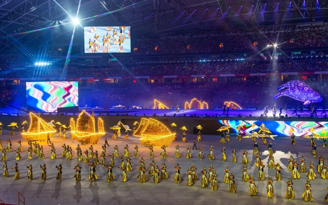 Singapore Celebrates 61st National Day With Parade's Return to National Stadium