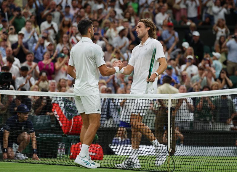 Djokovic Sweeps Past Tsitsipas to Reach Wimbledon Third Round