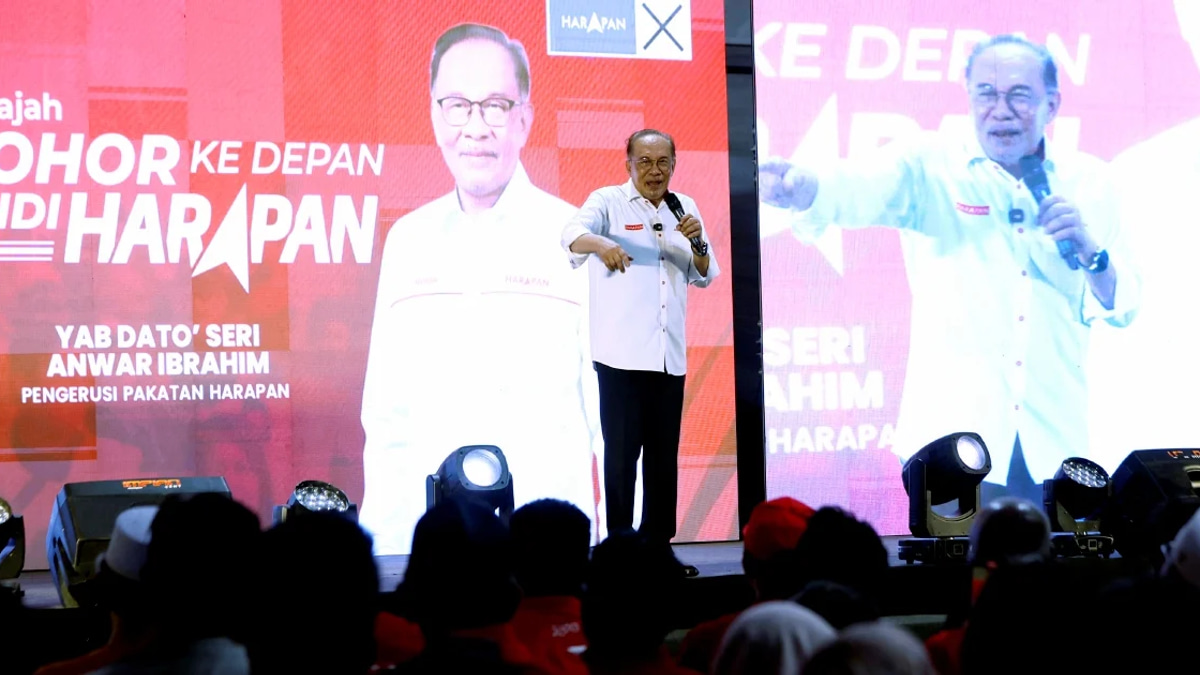 Anwar Claims BN Dissolved Johor Assembly to Reclaim Lost Political Ground