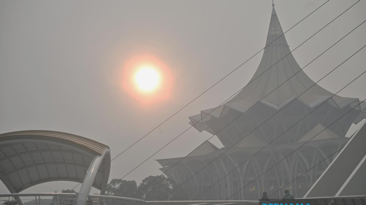 Sarawak Shuts 591 Schools as Scorching Weather and Poor Air Quality Grip State