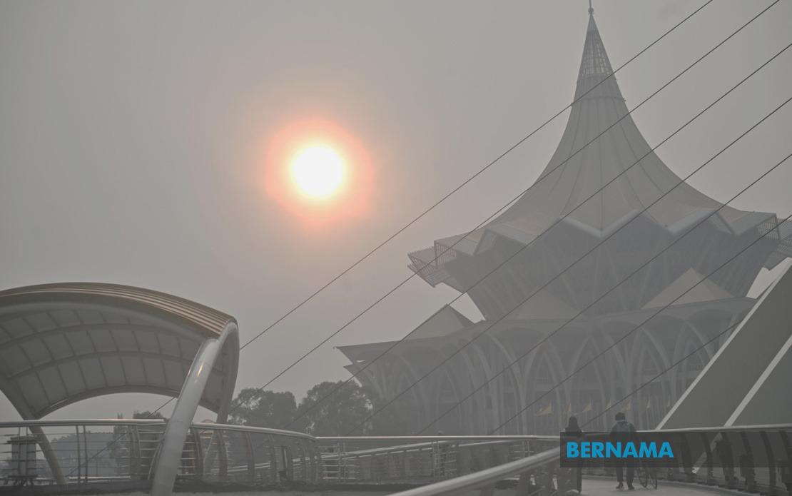 Sarawak Shuts 591 Schools as Scorching Weather and Poor Air Quality Grip State