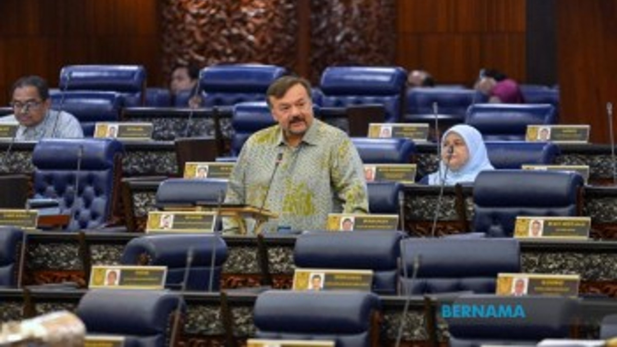 Government Channels RM500 Million to Micro-Entrepreneurs in Seven-Week Push