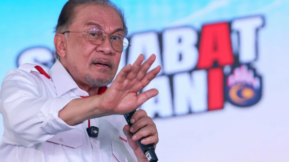 Anwar urges Johoreans to vote for effective leadership in state election