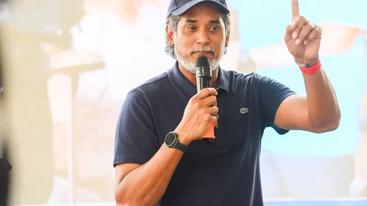 Vote for BN alongside PAS, Khairy tells Bersatu members