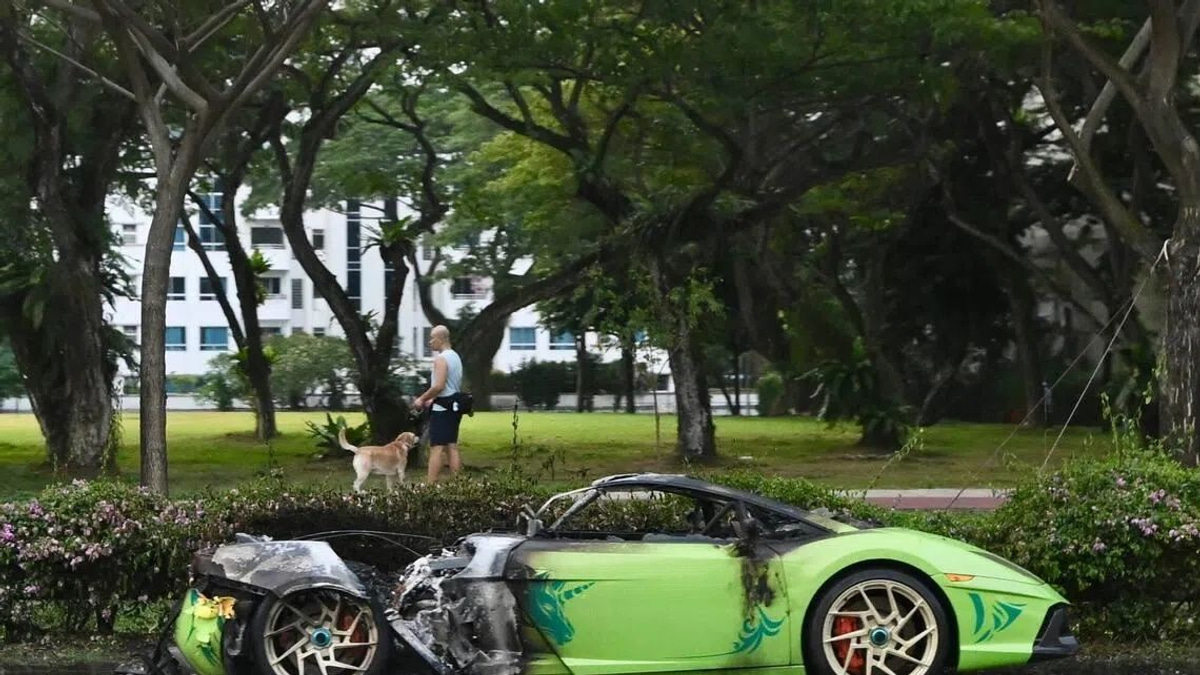Sports car fire causes major delays on Singapore's East Coast Parkway