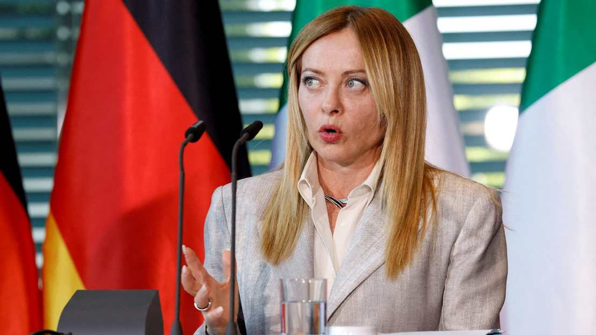 Meloni Pushes for Migrant Processing Hubs Beyond EU Borders, Citing Ceuta Surge