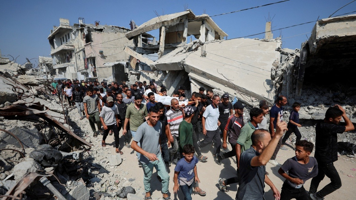 EU Condemns Israel's West Bank Settlement Expansion, Warns of Two-State Solution Threat
