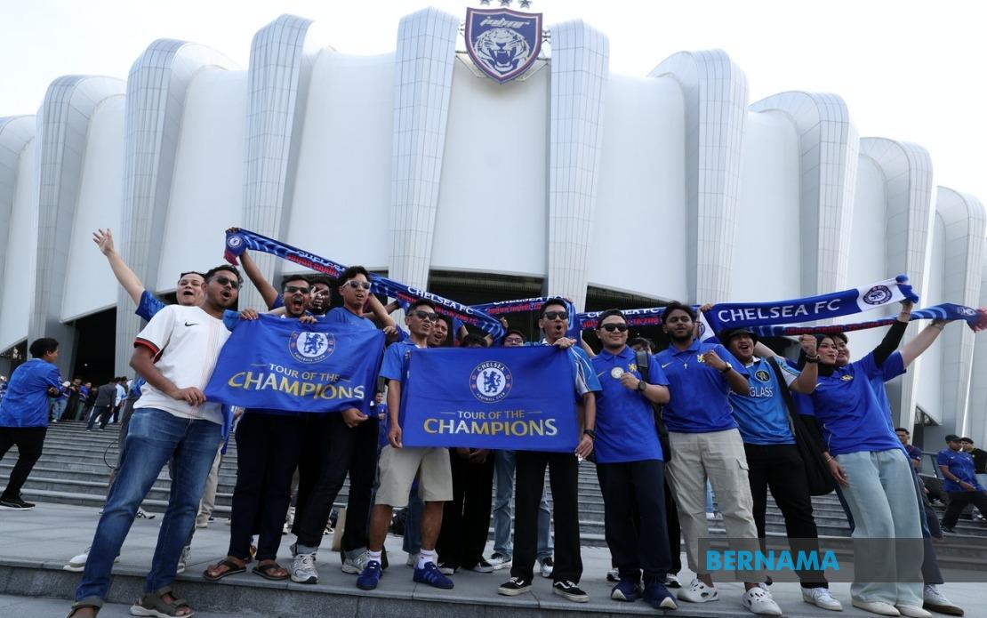 Thousands of JDT and Chelsea Fans Pack Sultan Ibrahim Stadium for Historic Friendly