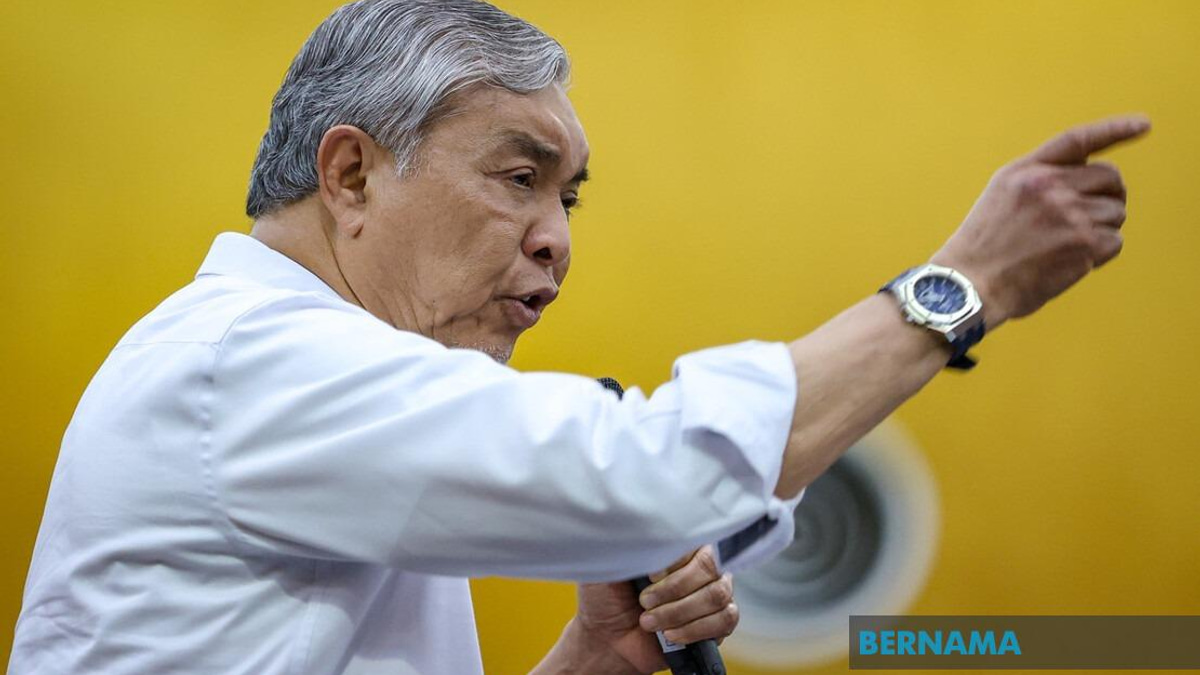 Ahmad Zahid Pushes Structured Political Education for Student Leaders