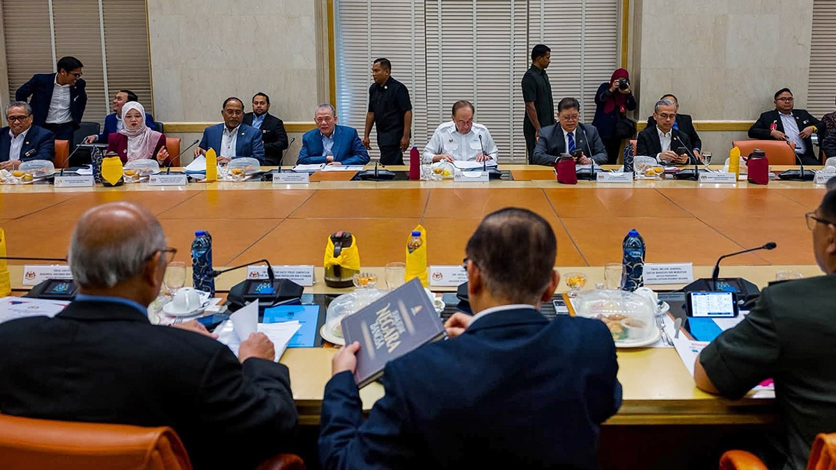 Nationhood Values Essential for Malaysia's Future, Says PM Anwar