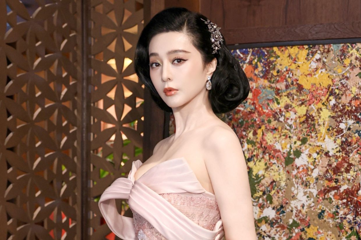 Fan Bingbing Wins Hearts in Bangkok with Compassionate Gestures During Brand Promotion