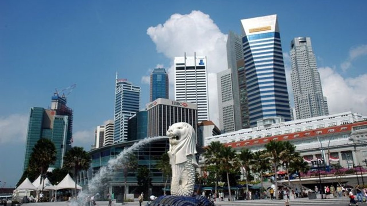 Singapore Activates Haze Monitoring Protocol as Regional Smoke Risk Escalates